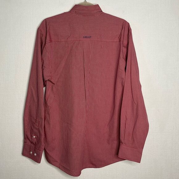 Ariat Western Shirt Men’s SP Red Wrinkle Free Gingham Preppy Fishing Gorpcore - Picture 6 of 9